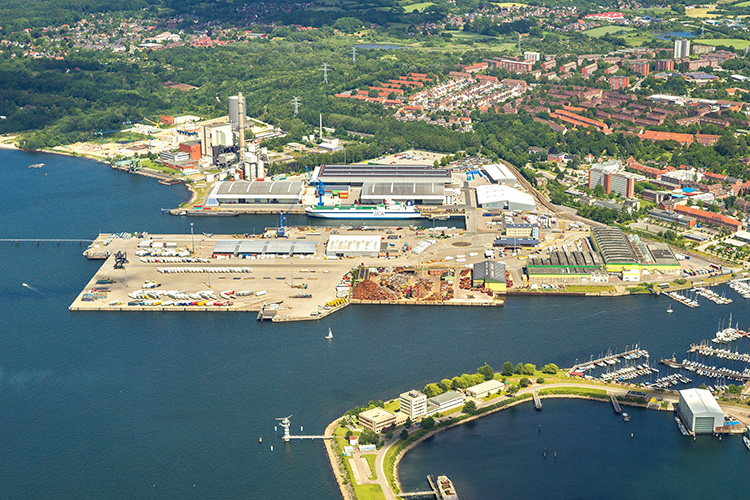 Port of Kiel: Ostuferhafen Access Area Restructured 1