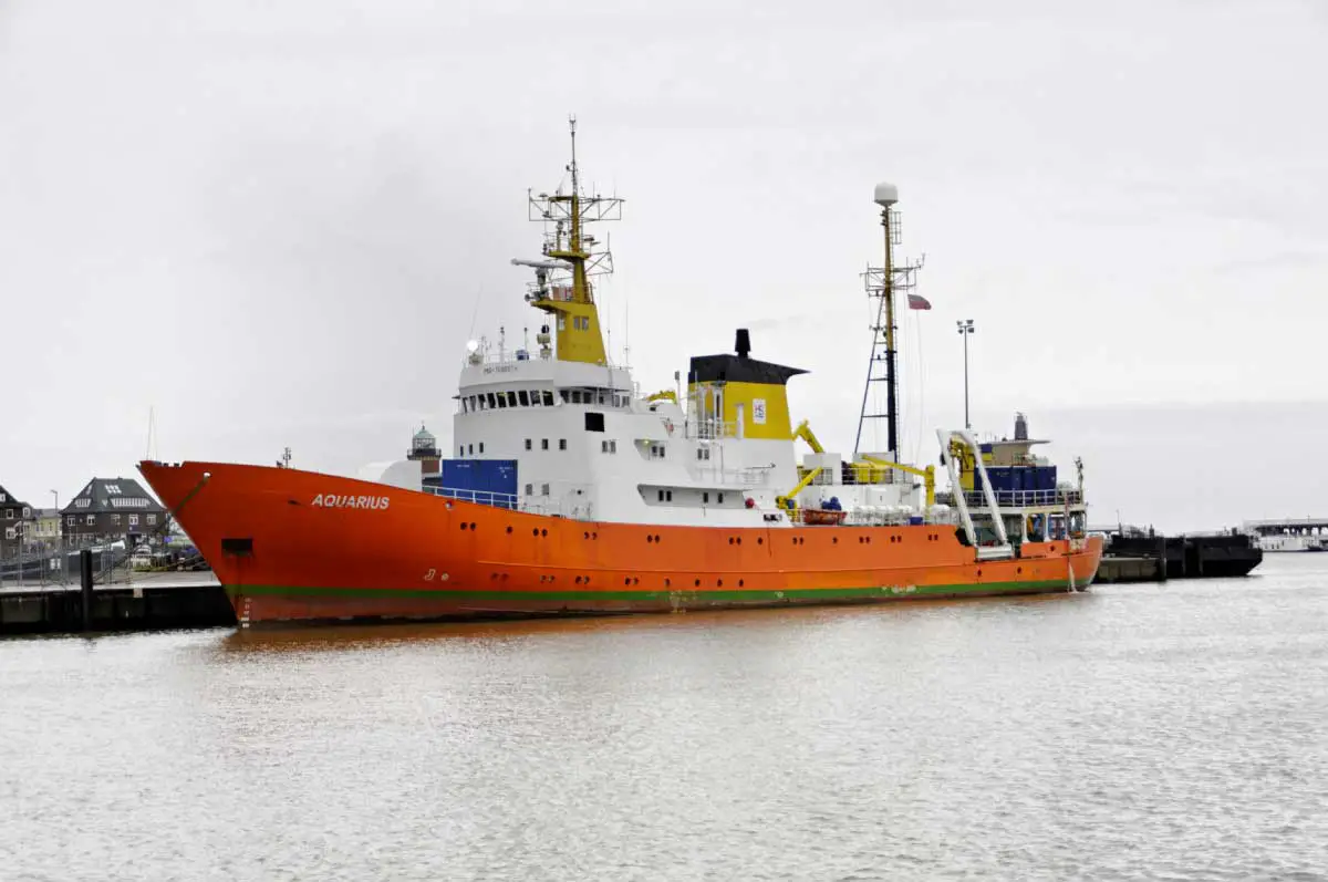 Dutch Government Denies Responsibility - MS Aquarius Under Italian Guidance 1 French Aquarius Under Italian Guidance