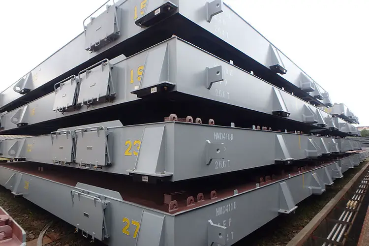 MacGregor hatch cover sets offer competitive solutions for eight container vessels at Hyundai Mipo Dockyard 1 MacGregor hatch cover sets offer competitive solutions for eight container vessels at Hyundai Mipo Dockyard 1