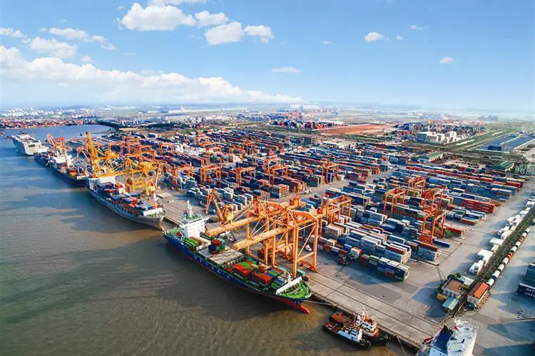 Vinalines To Build 2 Terminals At $299 Million In Lach Huyen Port 1 Vinalines To Build 2 Terminals At $299 Million In Lach Huyen Port