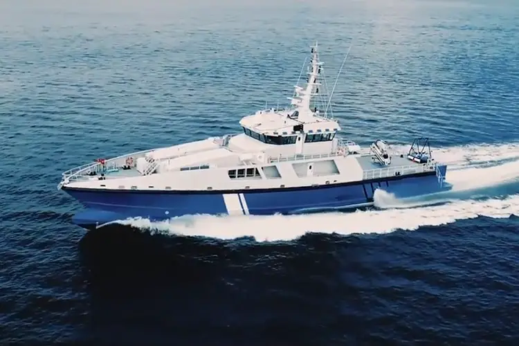 hybrid patrol vessel that helps protect the environment from oil spills and cuts fuel consumption using innovative Danfoss Editron hybrid electric propulsion