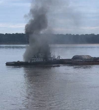 Tug Catches Fire on the Mississippi River 1 Tug Catches Fire on the Mississippi River