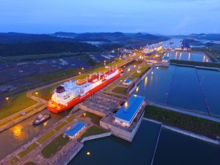 Panama Canal Transits Four LNG Vessels in One Day 1 Panama Canal Transits Four LNG Vessels in One Day