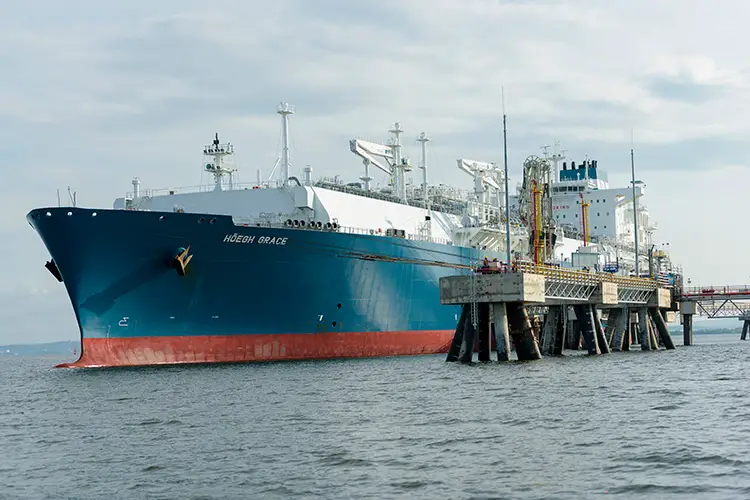 Höegh LNG Holdings Ltd. Invests With Stolt-Nielsen Ltd. And Golar LNG Ltd. To Create Small-Scale LNG Market Leader