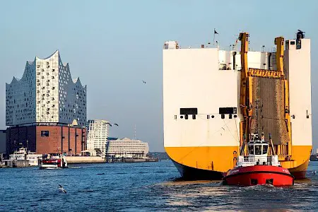 HVCC and Kotug Smit Towage optimise conditions of entry at the Port of Hamburg