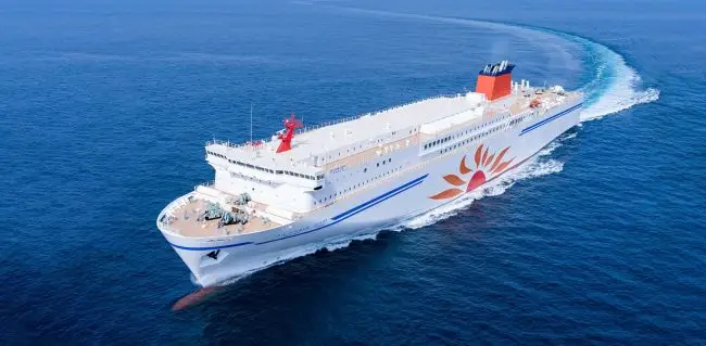 MOL Launches New Large-Scale Ferry “Sunflower Kirishima”