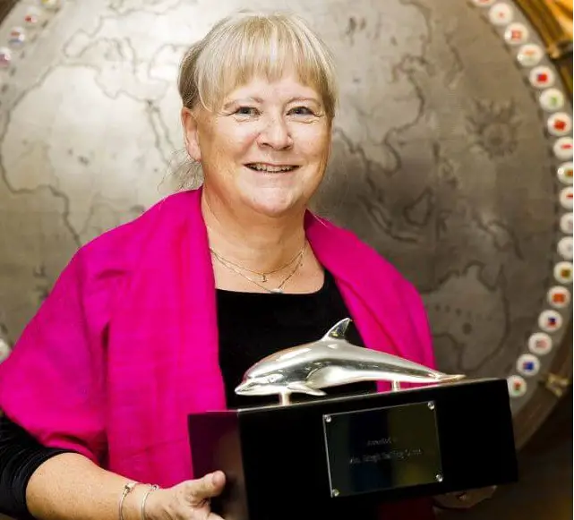 IMO Presents International Maritime Prize To Mrs. Birgit Sølling Olsen 1