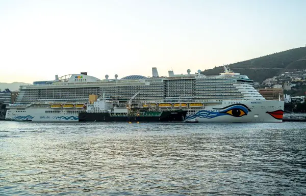 AIDAnova Bunkered with LNG during Maiden Call in Tenerife 1 AIDAnova Bunkered with LNG during Maiden Call in Tenerife 1