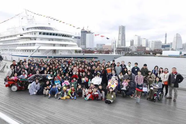 NYK Welcomes Families From Hope&Wish Aboard Christmas-Decorated Asuka II 1