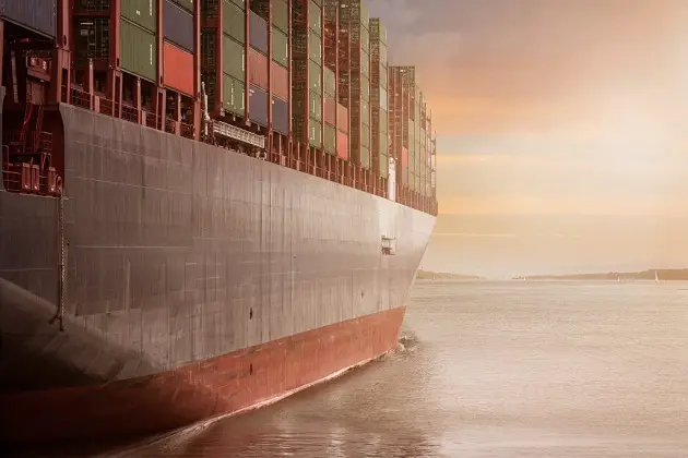 Cosco Sells, Leases Back 10,000 TEU Boxship Quartet