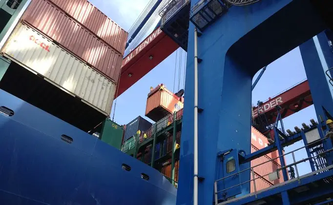 Drewry: Good News and Bad News for Container Ports in 2019 1 Drewry: Good News and Bad News for Container Ports in 2019 1