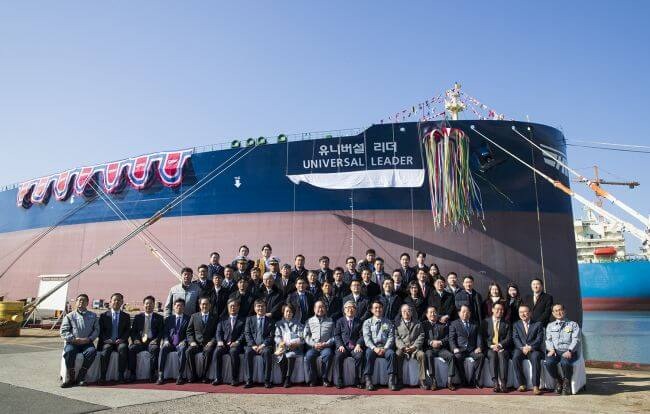 HMM Names New 300,000 dwt VLCC ‘Universal Leader’ At DSME Okpo Shipyard