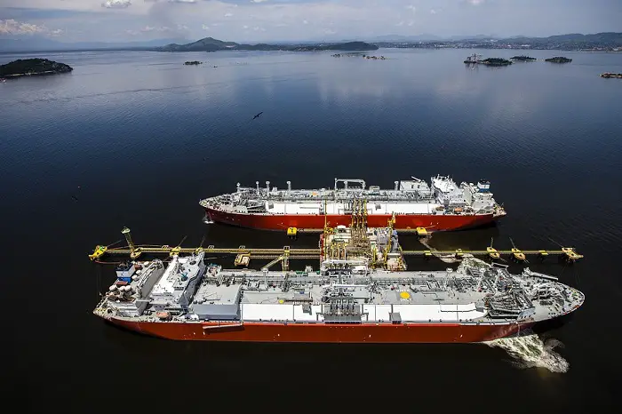 Excelerate, Equinor Conduct 1st STS LNG Transfer in The Bahamas