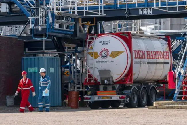 MOL Chemical Tankers Acquires 20% Share Of Dutch Tank Container Company Den Hartogh 1 MOL Chemical Tankers Acquires 20% Share Of Dutch Tank Container Company Den Hartogh 1