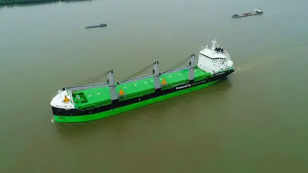 Crane Issues Hamper Operations of ESL Shipping’s New LNG-Fueled Bulkers 1 Crane Issues Hamper Operations of ESL Shipping’s New LNG-Fueled Bulkers 1