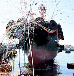MOL’s LNG-Fueled Tugboat Marks 1st Bunkering of LNG in Kansai Region 1 MOL’s LNG-Fueled Tugboat Marks 1st Bunkering of LNG in Kansai Region 1