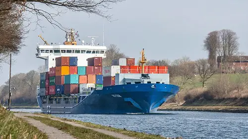 What Are Cargo Ships? 4 Container Freighter