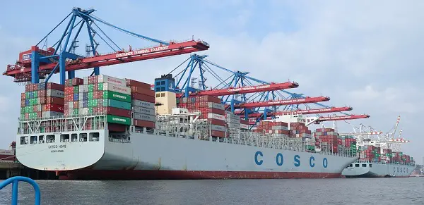 ZPMC Invests in COSCO to Enhance Business with Terminal Companies