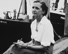 Who Is A Marine Biologist? 4 Rachel Carson
