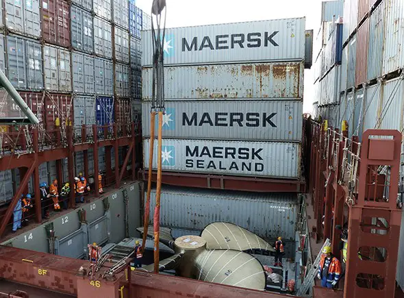 Largest Ship Propellers In The World 4 Emma Maersk Propeller