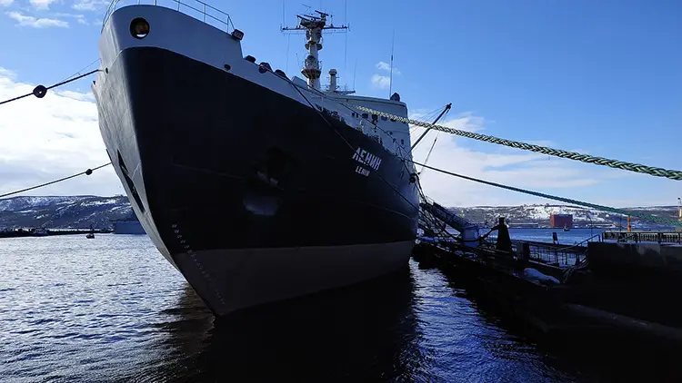How Does An Icebreaker Ship Work? 7 Icebreaker Lenin