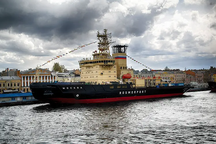 How Does An Icebreaker Ship Work? 9 Icebreaker Moskva