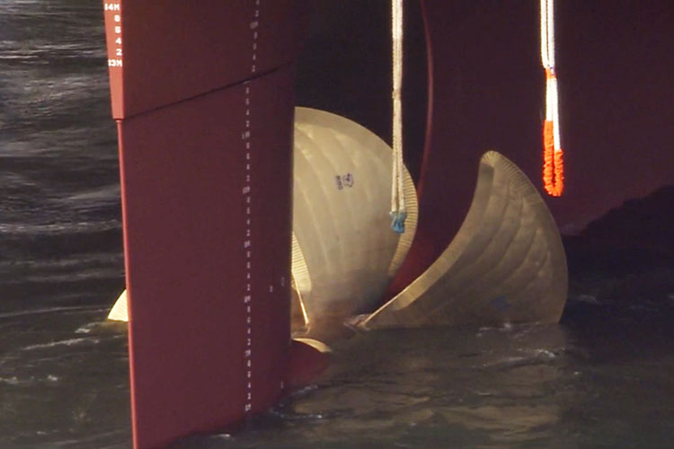 MSC Oscar's Propeller in Action