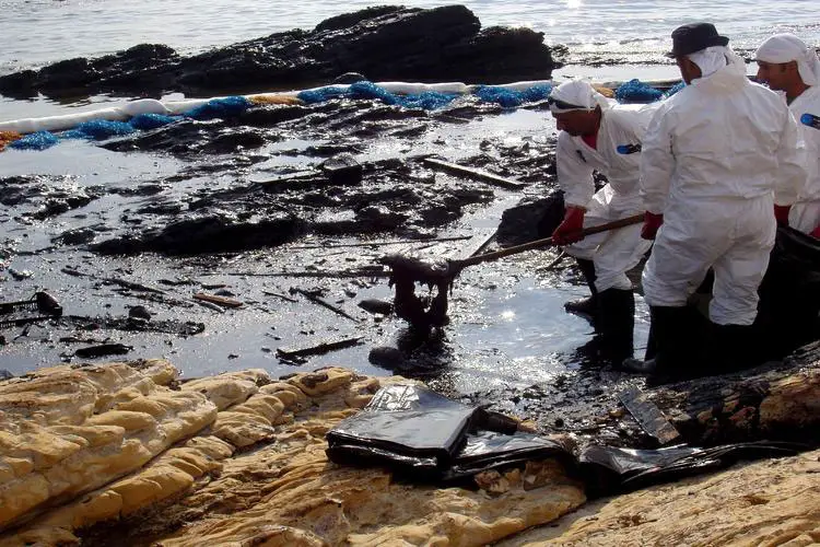 Oil Cleanup Methods At Sea
