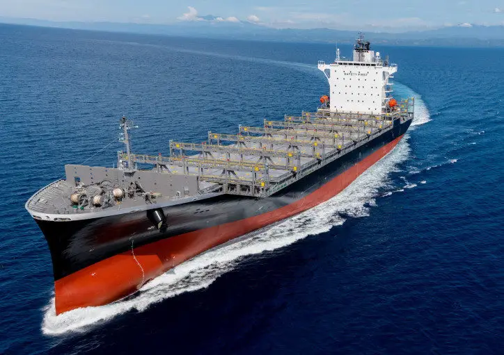 Tsuneishi Ship Building delivers its first 1900 TEU container carrier to Bangkok 1 Tsuneishi Ship Building delivers its first 1900 TEU container carrier to Bangkok.