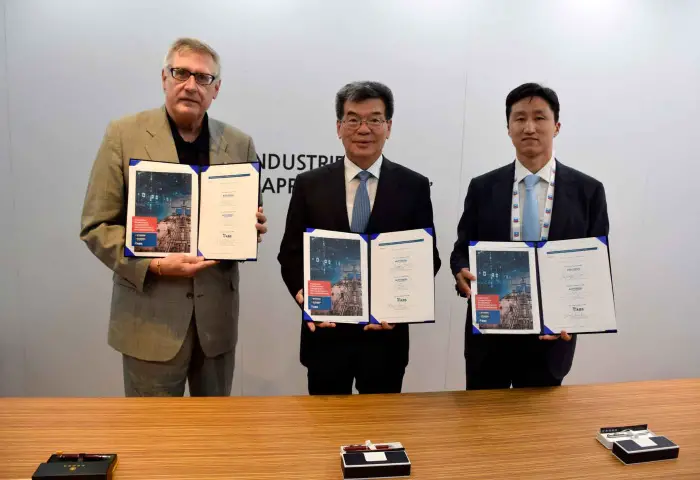 ABS And HHI Group Join Forces On Digitalization And Decarbonization