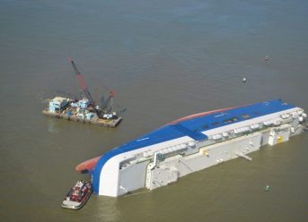 Unified Command Continues For Capsized M/V Golden Ray Incident Response Crew 4 Unified Command Continues For Capsized M/V Golden Ray Incident Response Crew 3