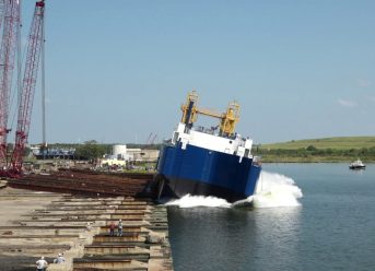 VT Halter Marine Launches First US-Flagged Offshore LNG Bunker ATB Barge For Q-LNG 4 VT Halter Marine Launches First US-Flagged Offshore LNG Bunker ATB Barge For Q-LNG 4