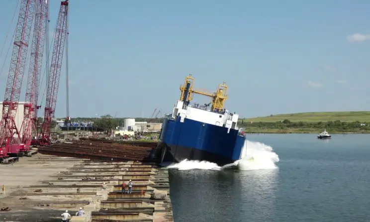 VT Halter Marine Launches First US-Flagged Offshore LNG Bunker ATB Barge For Q-LNG 1 VT Halter Marine Launches First US-Flagged Offshore LNG Bunker ATB Barge For Q-LNG