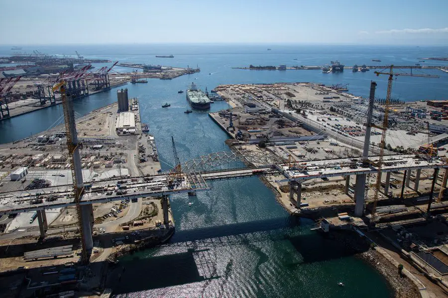 Port Of Long Beach Breaks September Cargo Record, Surpasses 707000 TEUs 1 Port Of Long Beach Breaks September Cargo Record, Surpasses 707000 TEUs