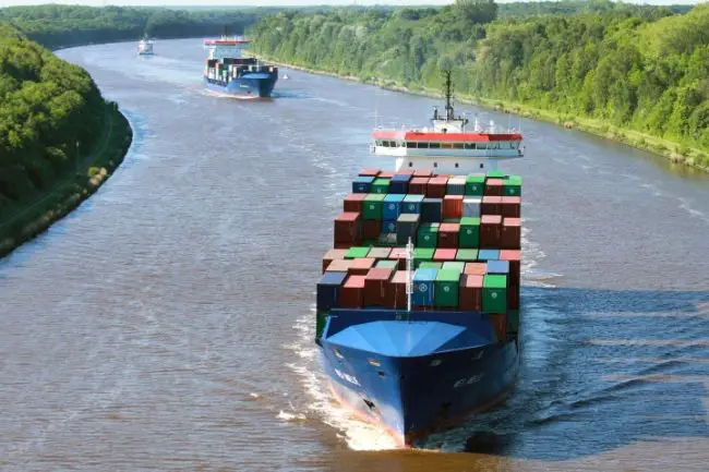 First Dual-Fuel Retrofit Set To Be World’s First Synthetic Natural Gas Powered Vessel 1 First Dual-Fuel Retrofit Set To Be World’s First Synthetic Natural Gas Powered Vessel 1