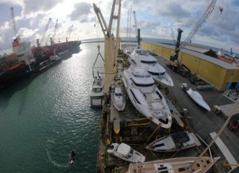 AAL Bangkok Loads 12 Floating Crafts, Including 51-Meter Superyacht 5 AAL Bangkok Loads 12 Floating Crafts, Including 51-Meter Superyacht 4