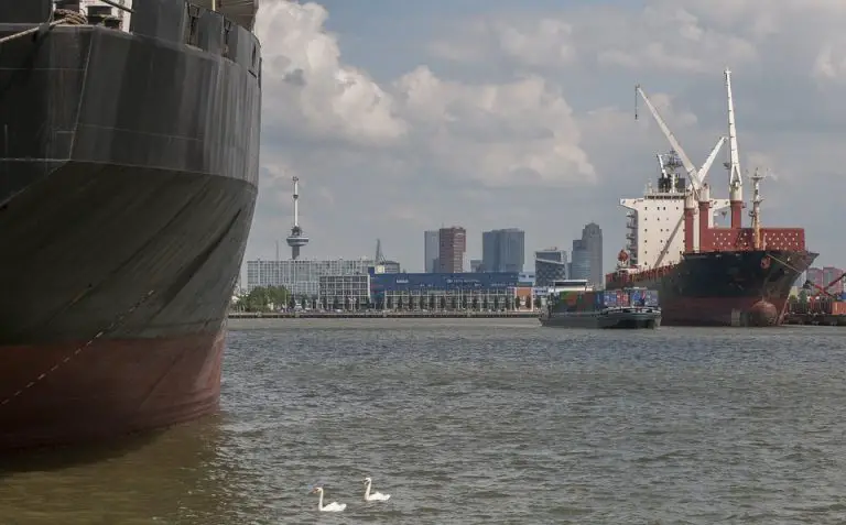 New Low-Sulphur Bunker Oil Popular In Rotterdam