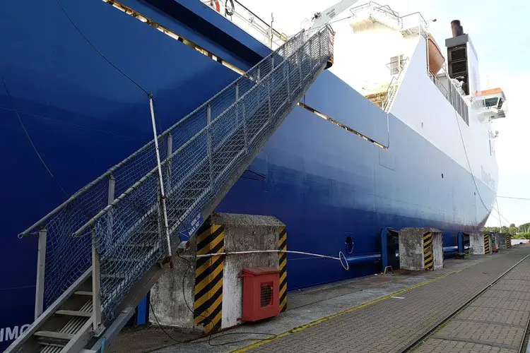 8 Types Of Gangways - Ultimate Guide 1 Gangway: Types & uses
