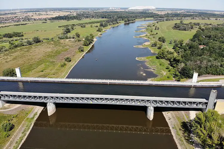 Amazing Magdeburg Water Bridge: Longest Navigable Aqueduct in the World 3 Kanalbrücke Magdeburg