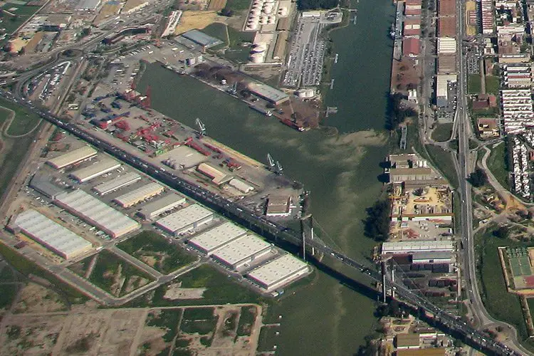 Major ports in Spain 19 Port of Seville