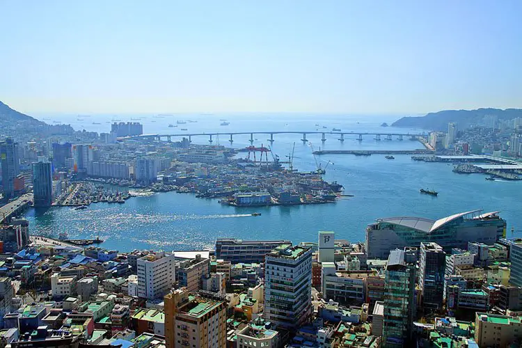 Major Container Ports in the World 6 Port of Busan
